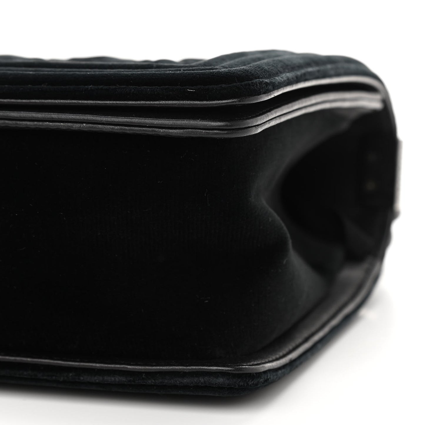 Velvet Quilted Medium Boy Flap Black
