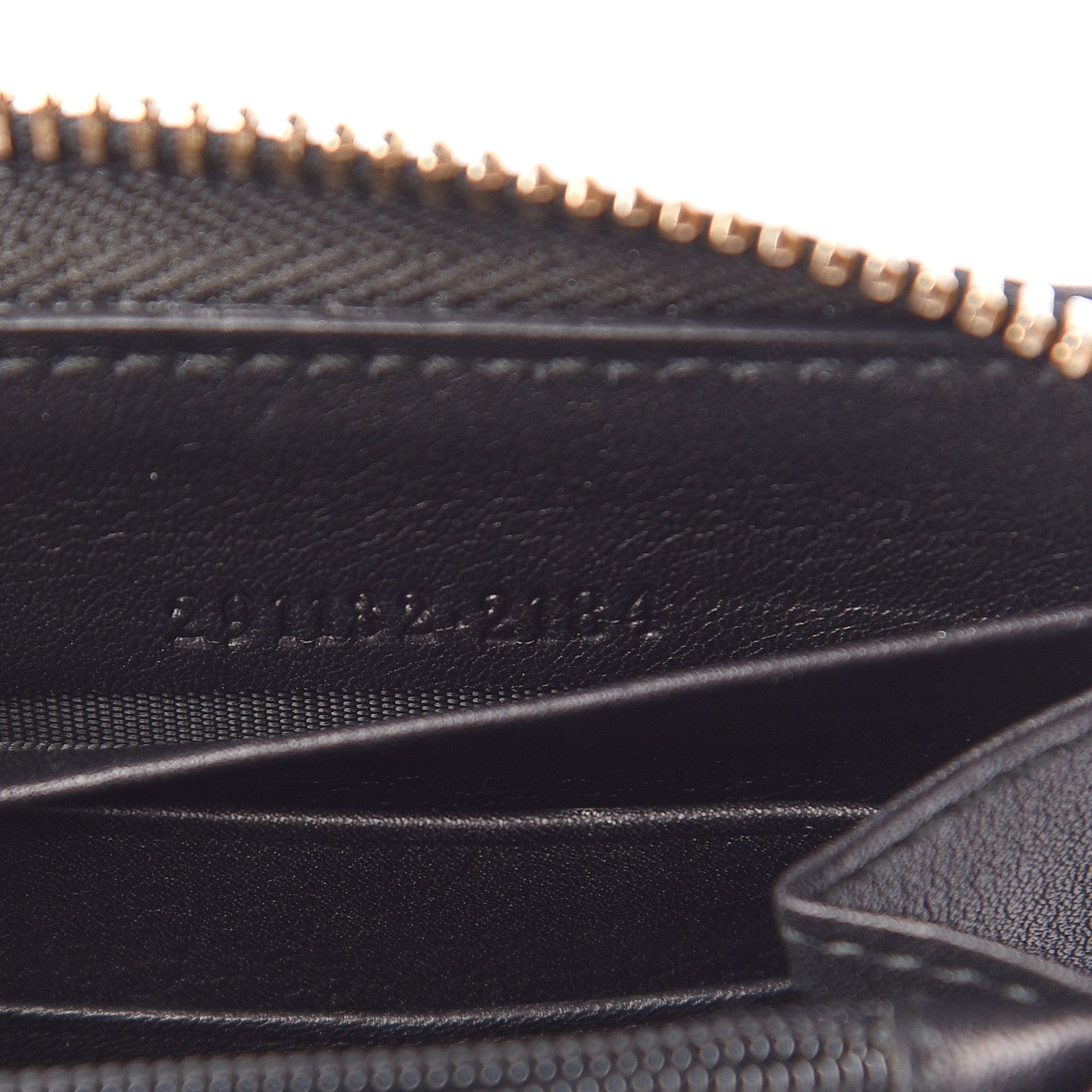 Gucci Guccissima Sukey Zip Around Wallet Black 7 of 11