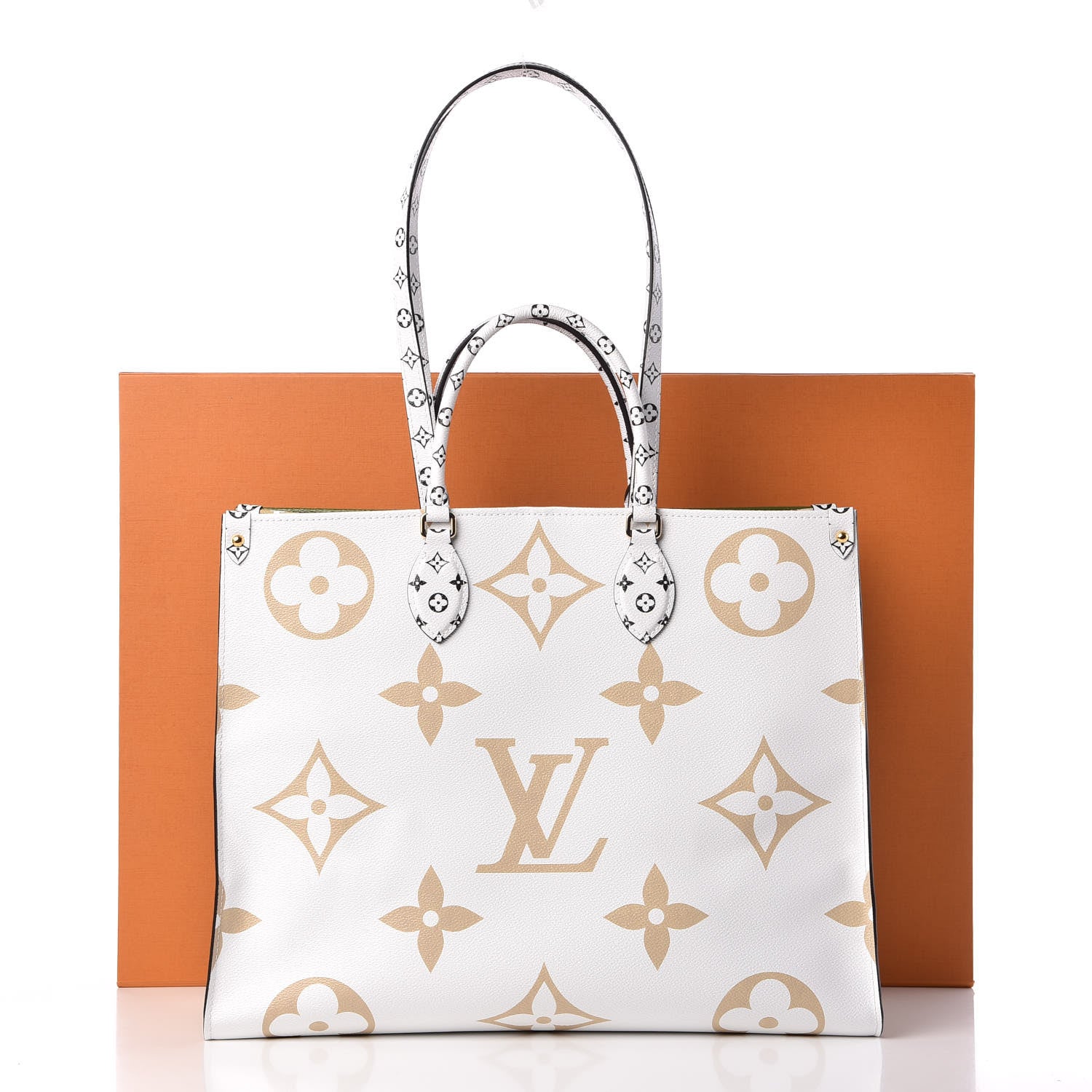 Louis Vuitton Monogram Giant Onthego GM Kaki Beige 11 of 11