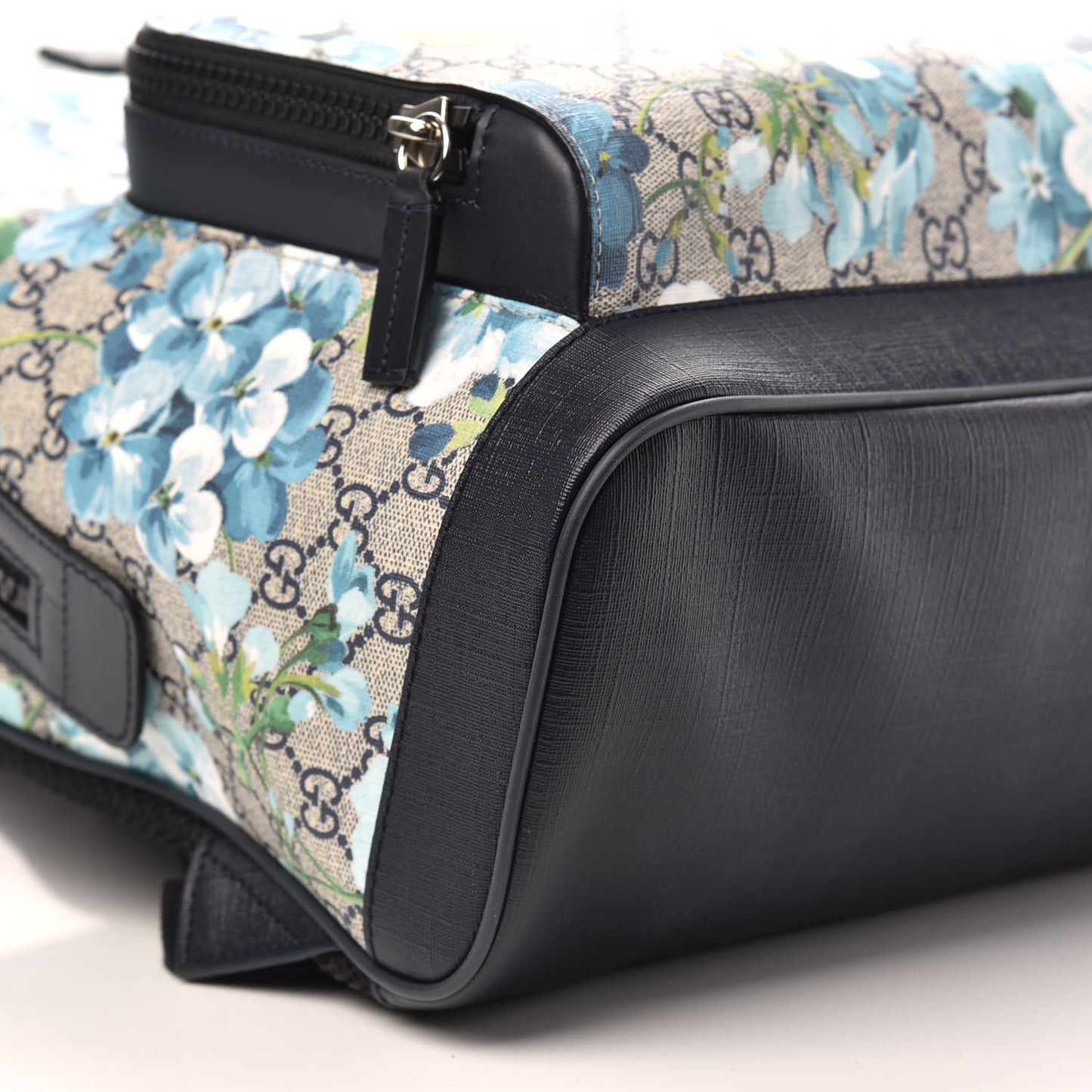 GG Supreme Monogram Blooms Medium Day Backpack Beige Blue Navy