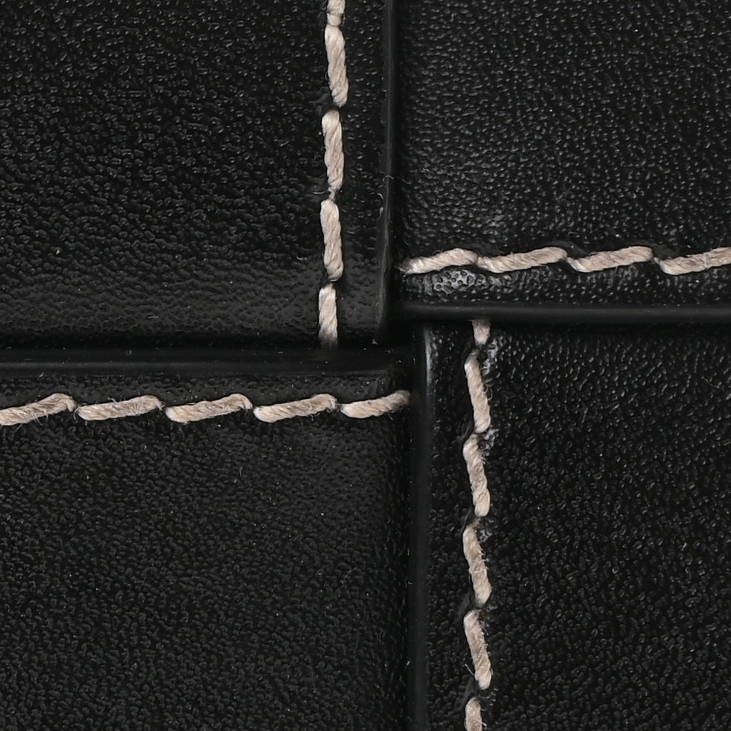 Calfskin Maxi Intrecciato Edge Stitch Cassette Crossbody Bag Black