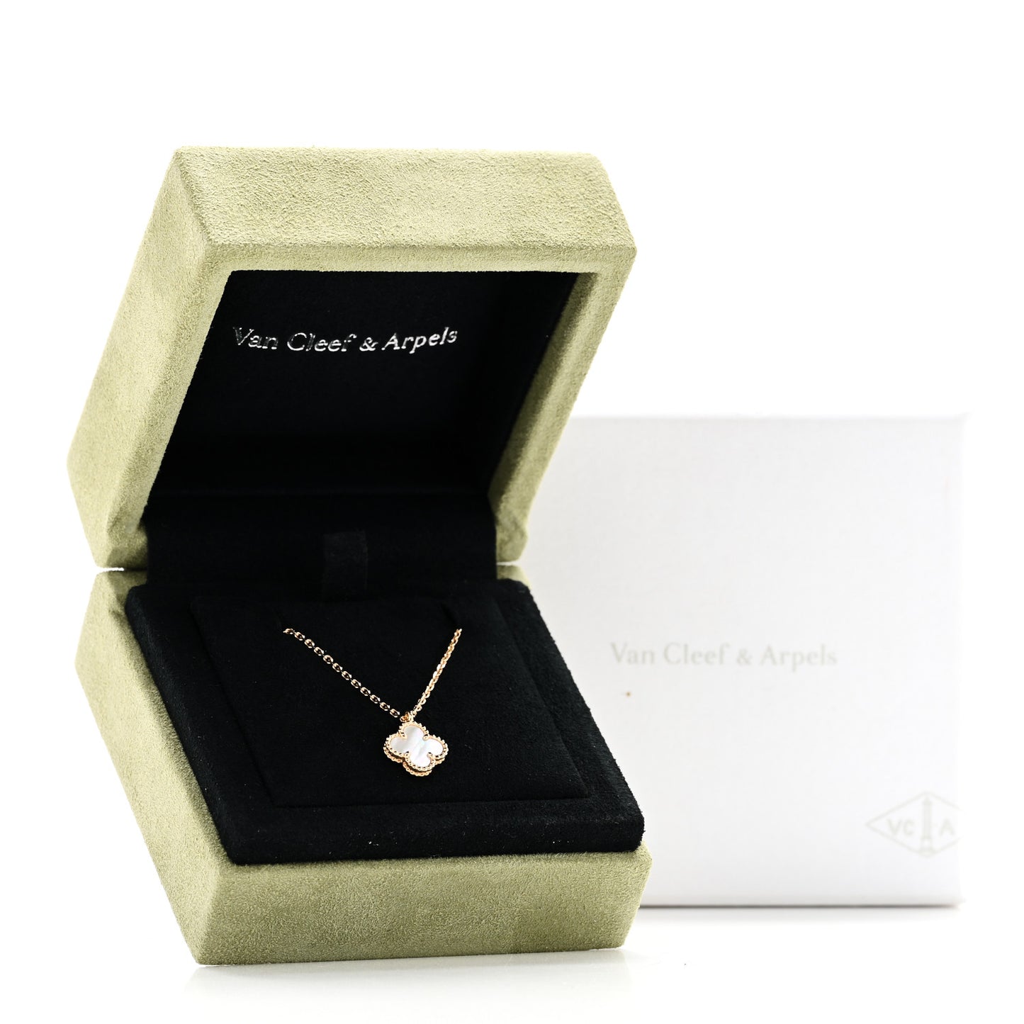 18K Yellow Gold Mother of Pearl Sweet Alhambra Pendant Necklace