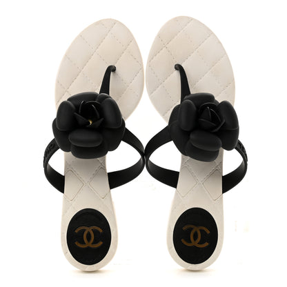 Chanel Jelly Quilted Camellia Thong Sandals 39 White Black 2 of 9