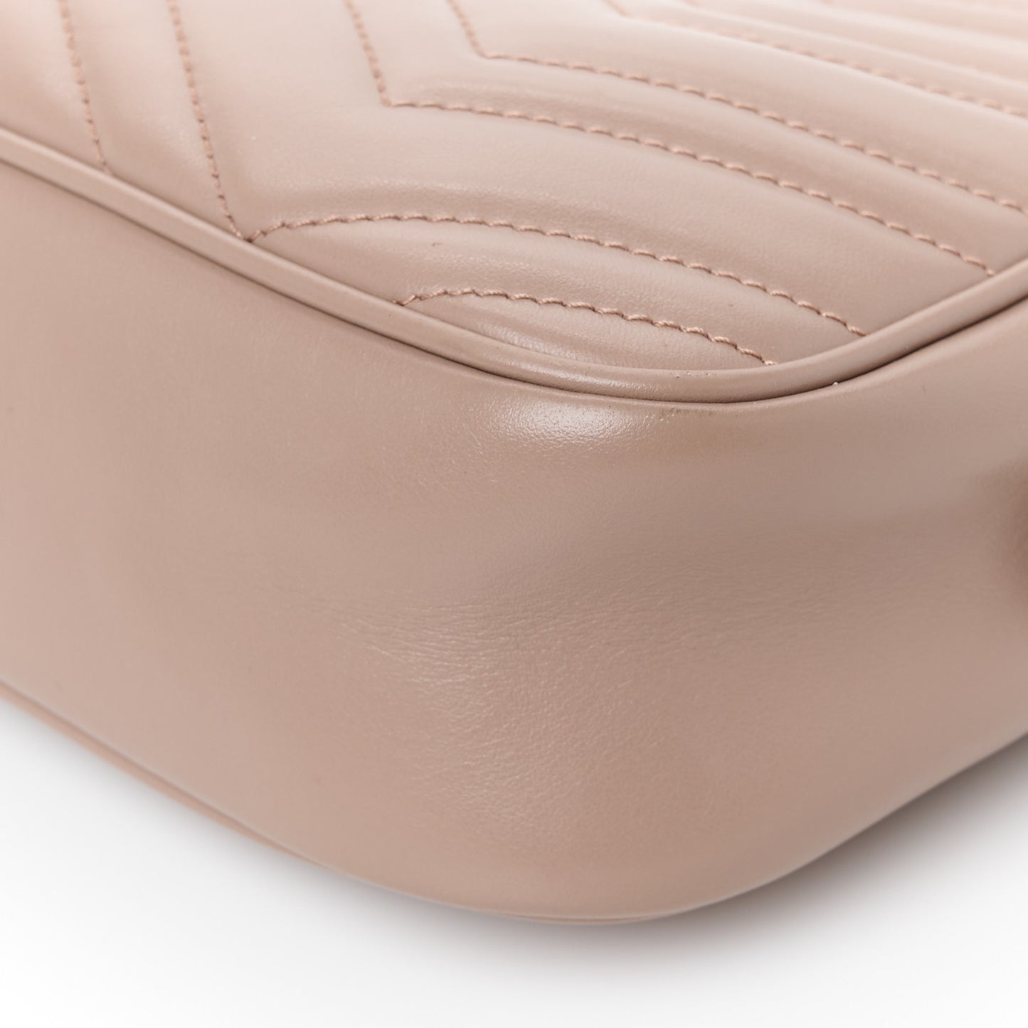 Calfskin Matelasse Small GG Marmont Chain Shoulder Bag Porcelain Rose