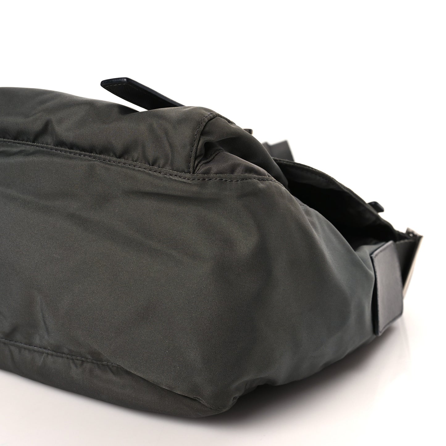 Tessuto Nylon Saffiano Vela Messenger Bag Bosco