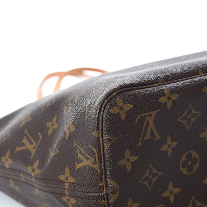 Louis Vuitton Monogram Neverfull MM 15 of 18