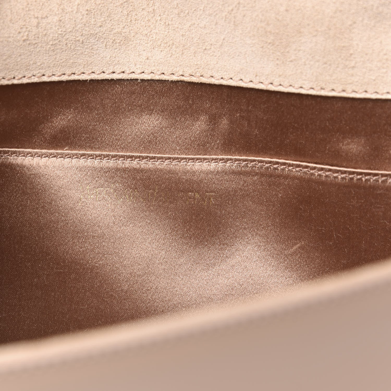 Saint Laurent Patent Calfskin Monogram Large Belle De Jour Clutch Chair 6 of 13