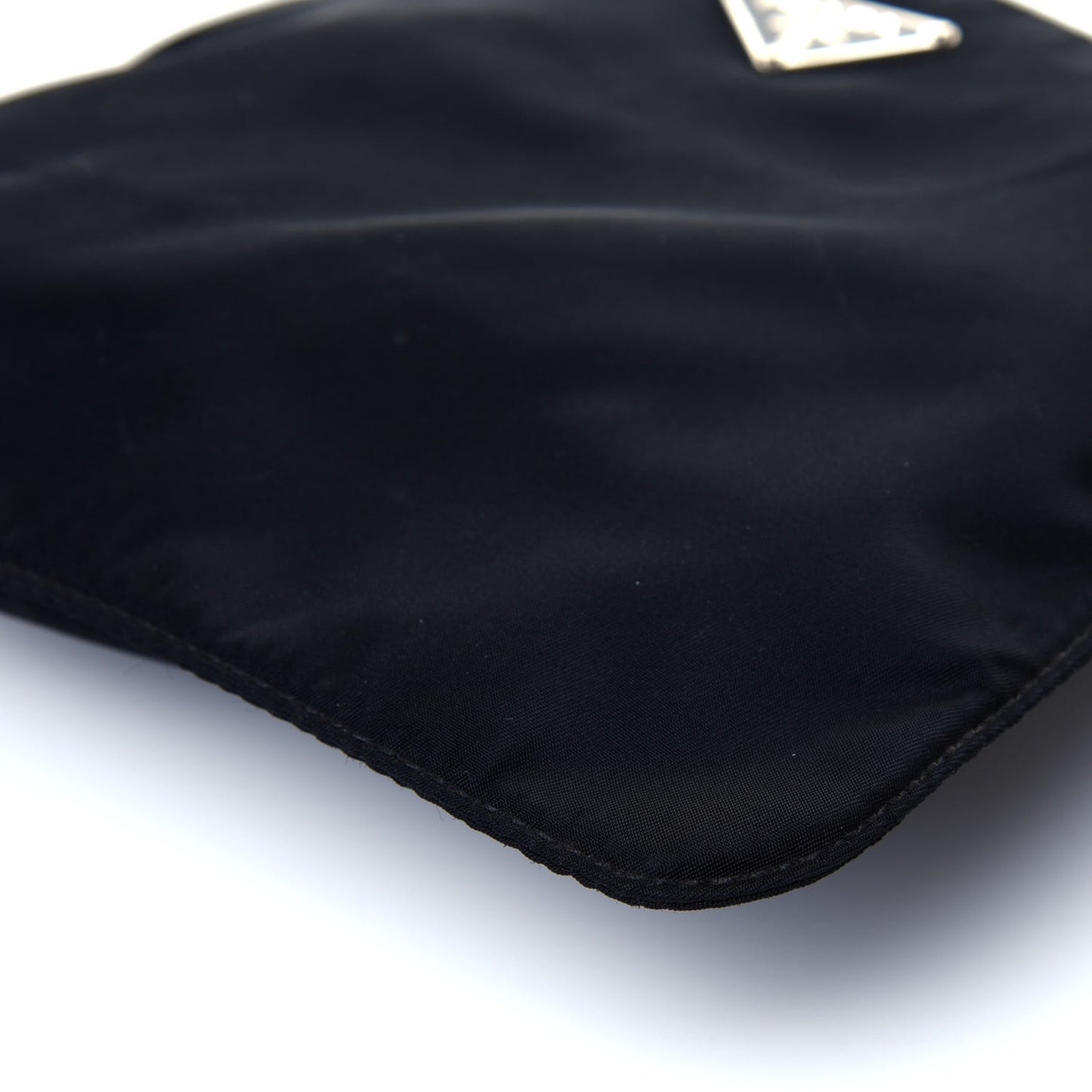 Nylon Flat Messenger Bag Black