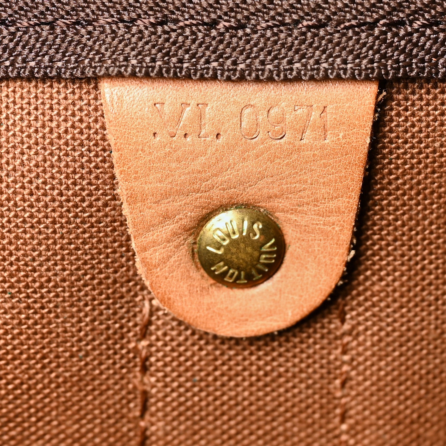 Louis Vuitton Monogram Keepall Bandouliere 50 6 of 20