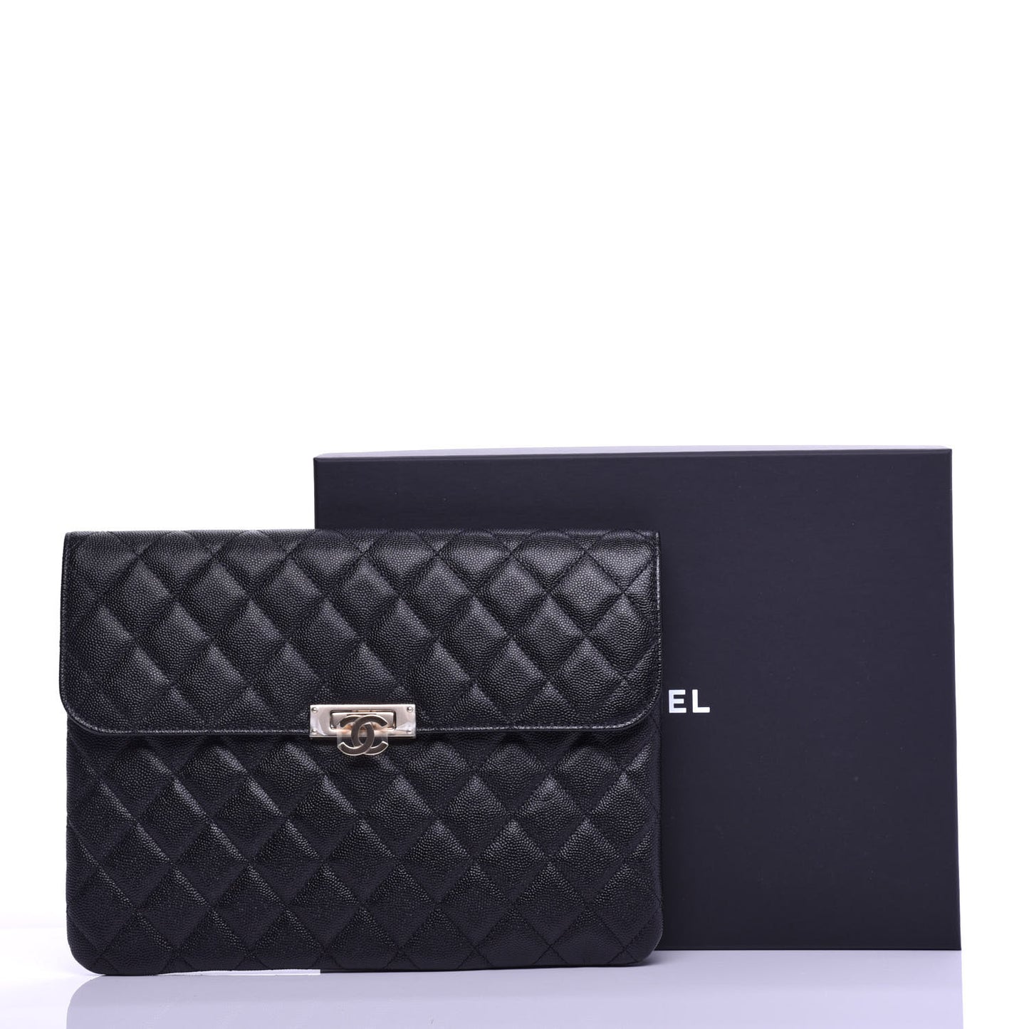 Caviar Quilted Medium Golden Class Pouch Black