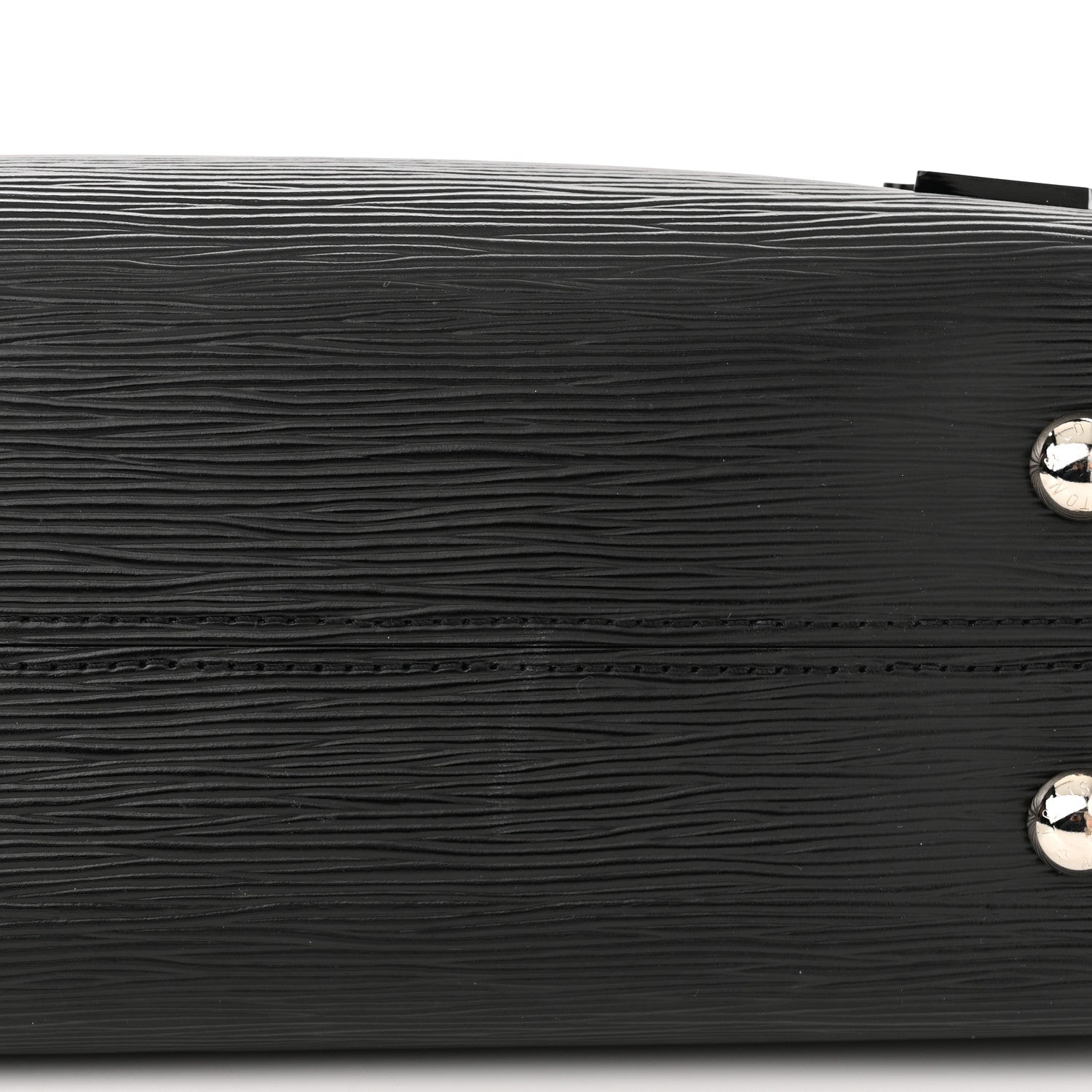 Louis Vuitton Epi Cluny MM Black 10 of 10