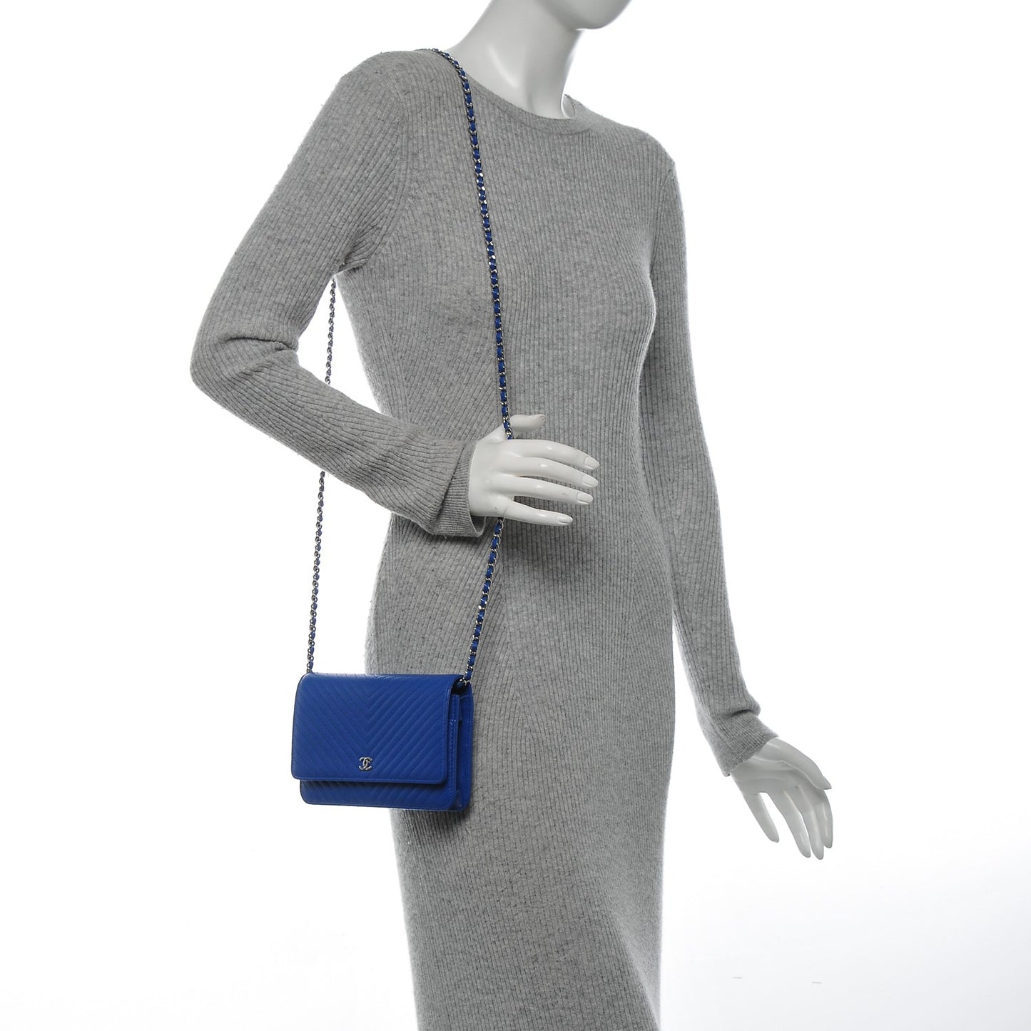 Caviar Chevron Quilted Wallet On Chain WOC Blue