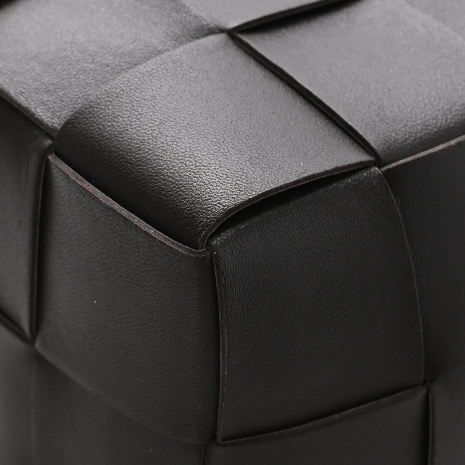Bottega Veneta BOTTEGA VENETA Nappa Maxi Intrecciato Cassette Bucket Bag Fondant 10 of 10