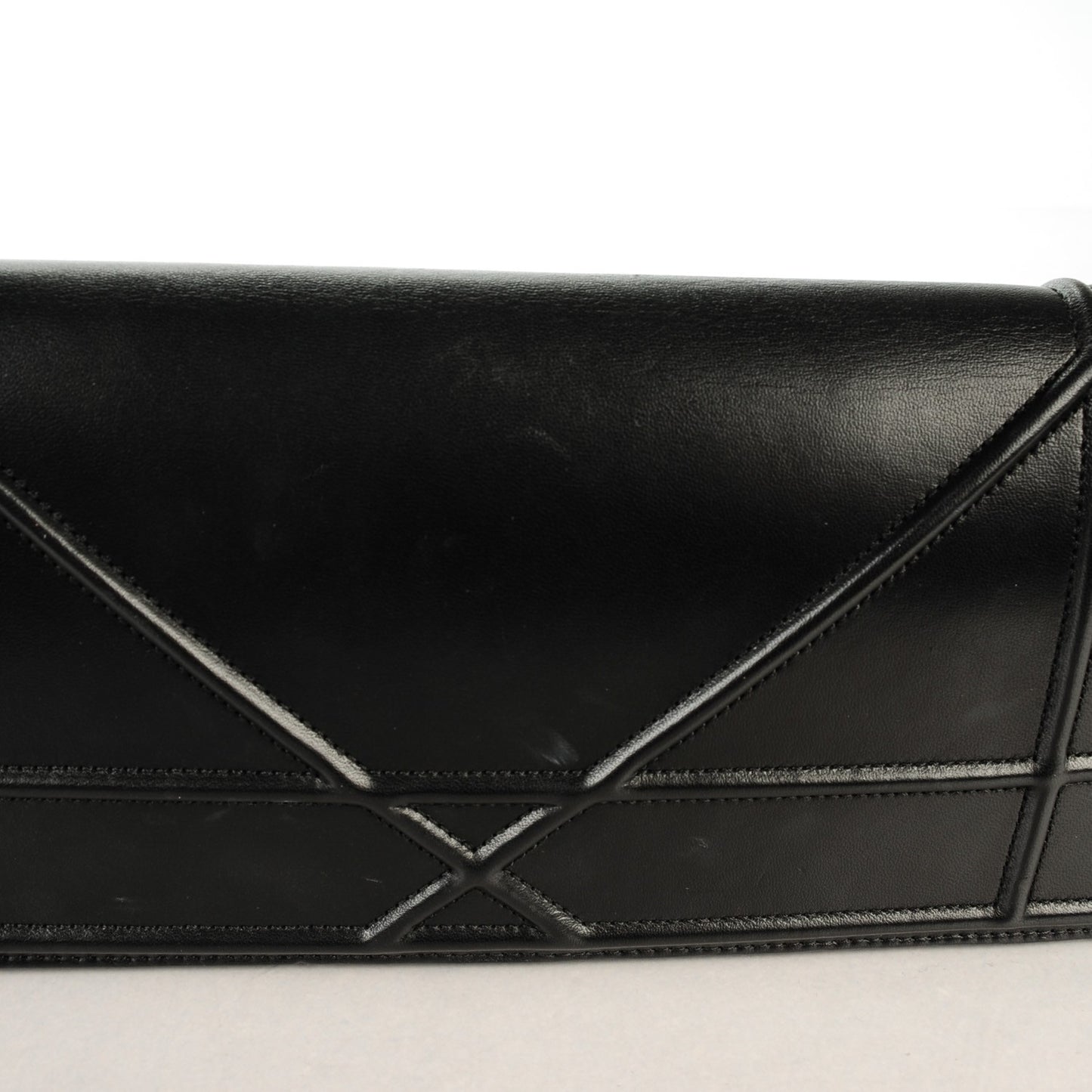 Lambskin Diorama Pochette Black