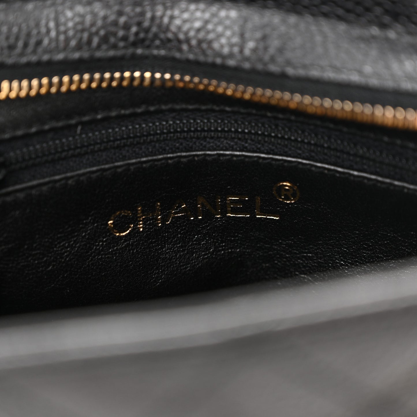 Caviar Quilted Shoulder Bag Black