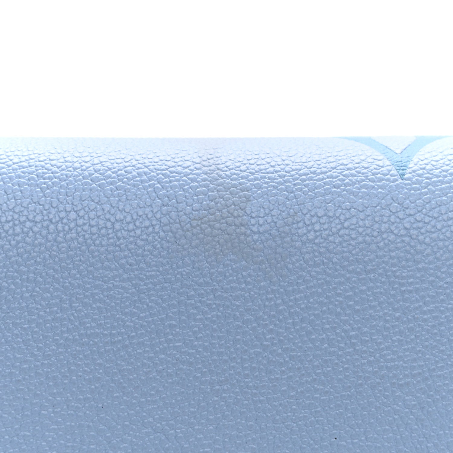 Louis Vuitton Empreinte Monogram Giant By The Pool Onthego MM Summer Blue 11 of 13