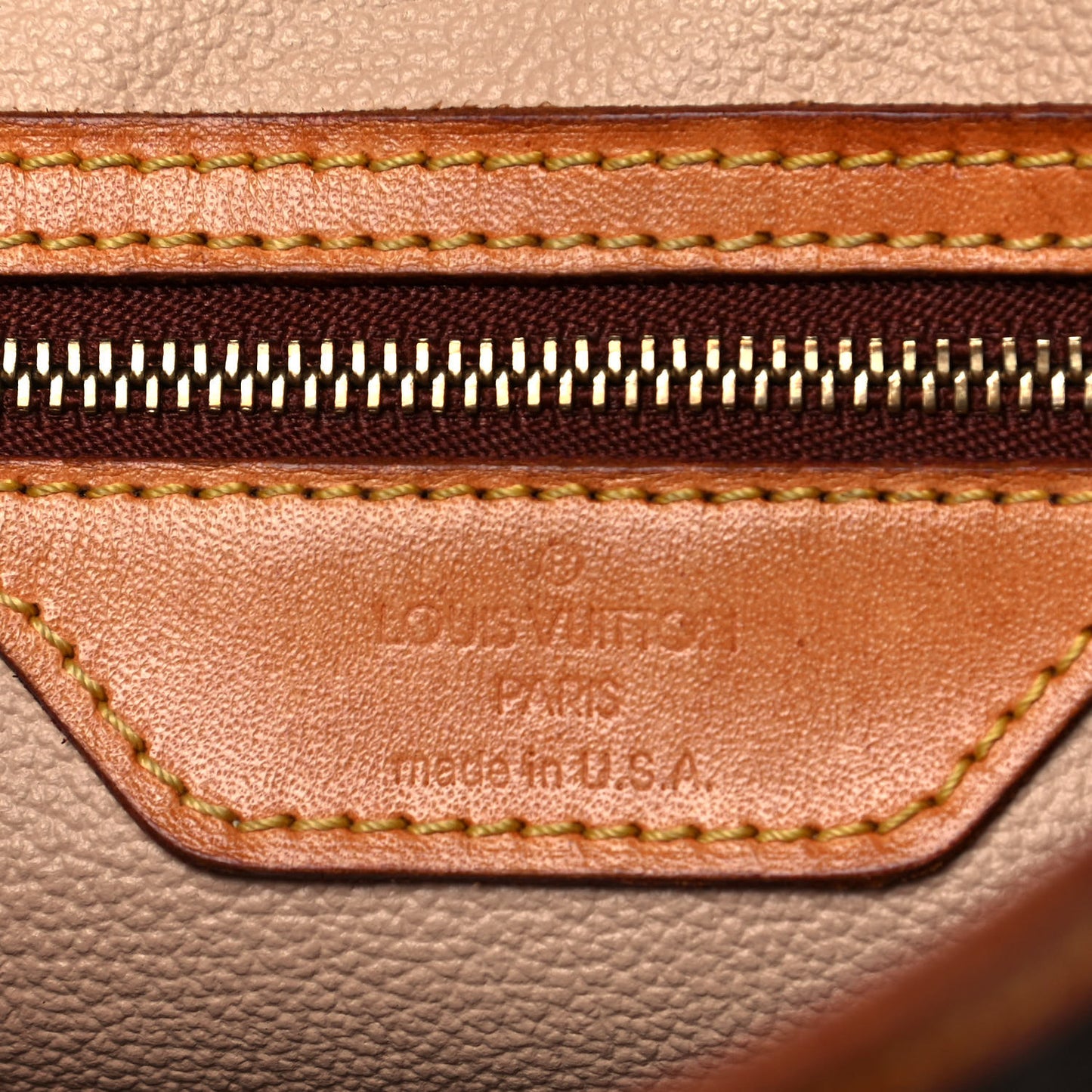 Monogram Petit Bucket 23