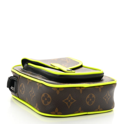 Louis Vuitton Monogram Macassar Christopher Wearable Wallet Fluorescent Yellow 4 of 9