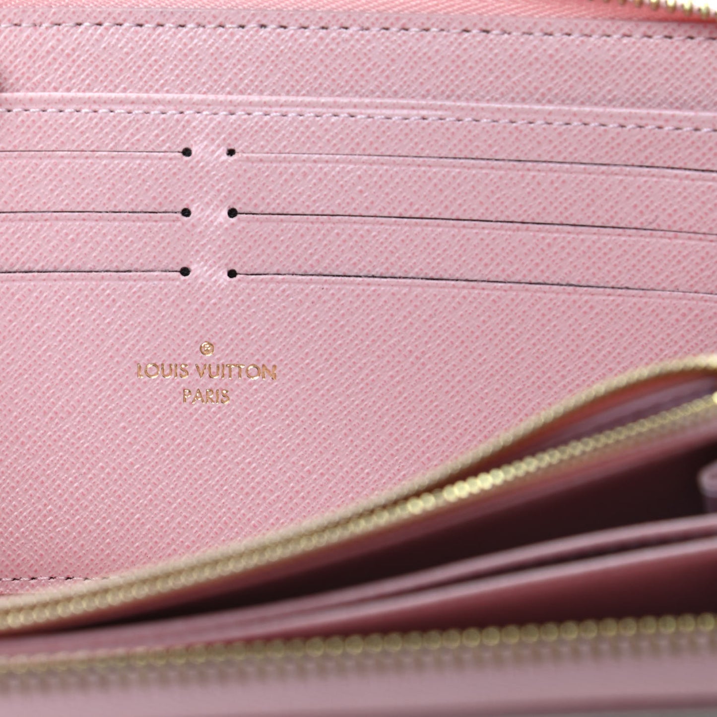 Damier Azur Zippy Wallet Rose Ballerine