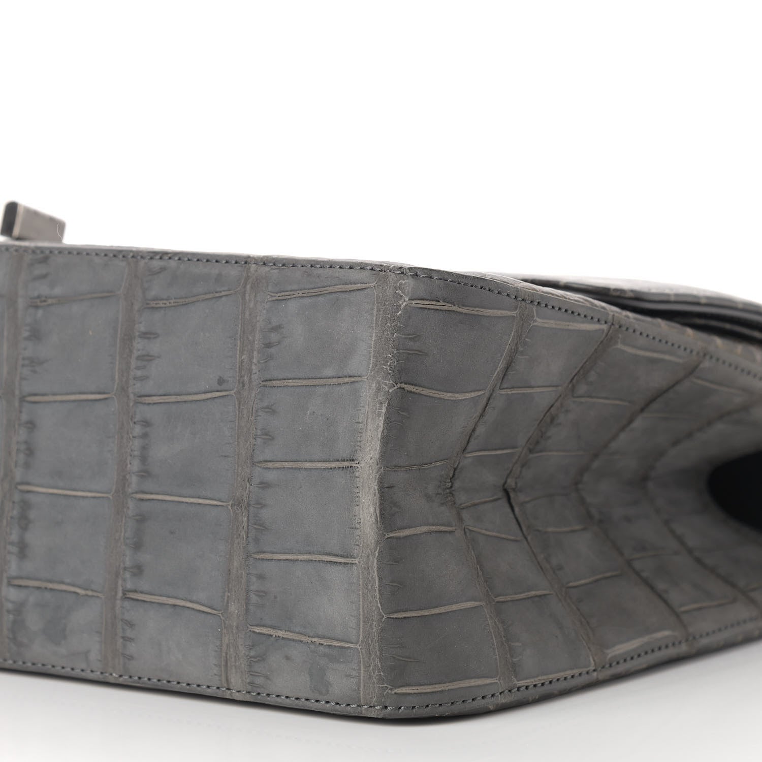 Chanel Alligator 2.55 Reissue 227 Flap Grey 9 of 12