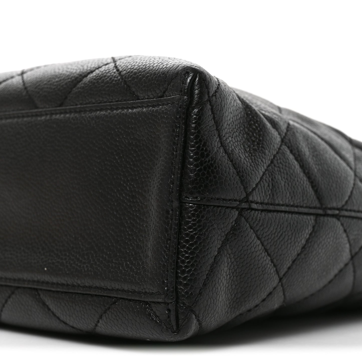 Caviar Diamond Flap Shoulder Bag Black