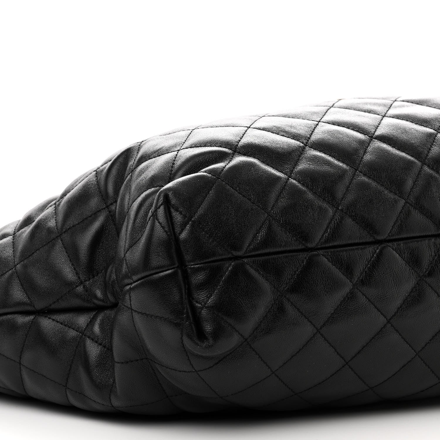 Saint Laurent Lambskin Quilted Maxi Icare Shopping Tote Black 10 of 11
