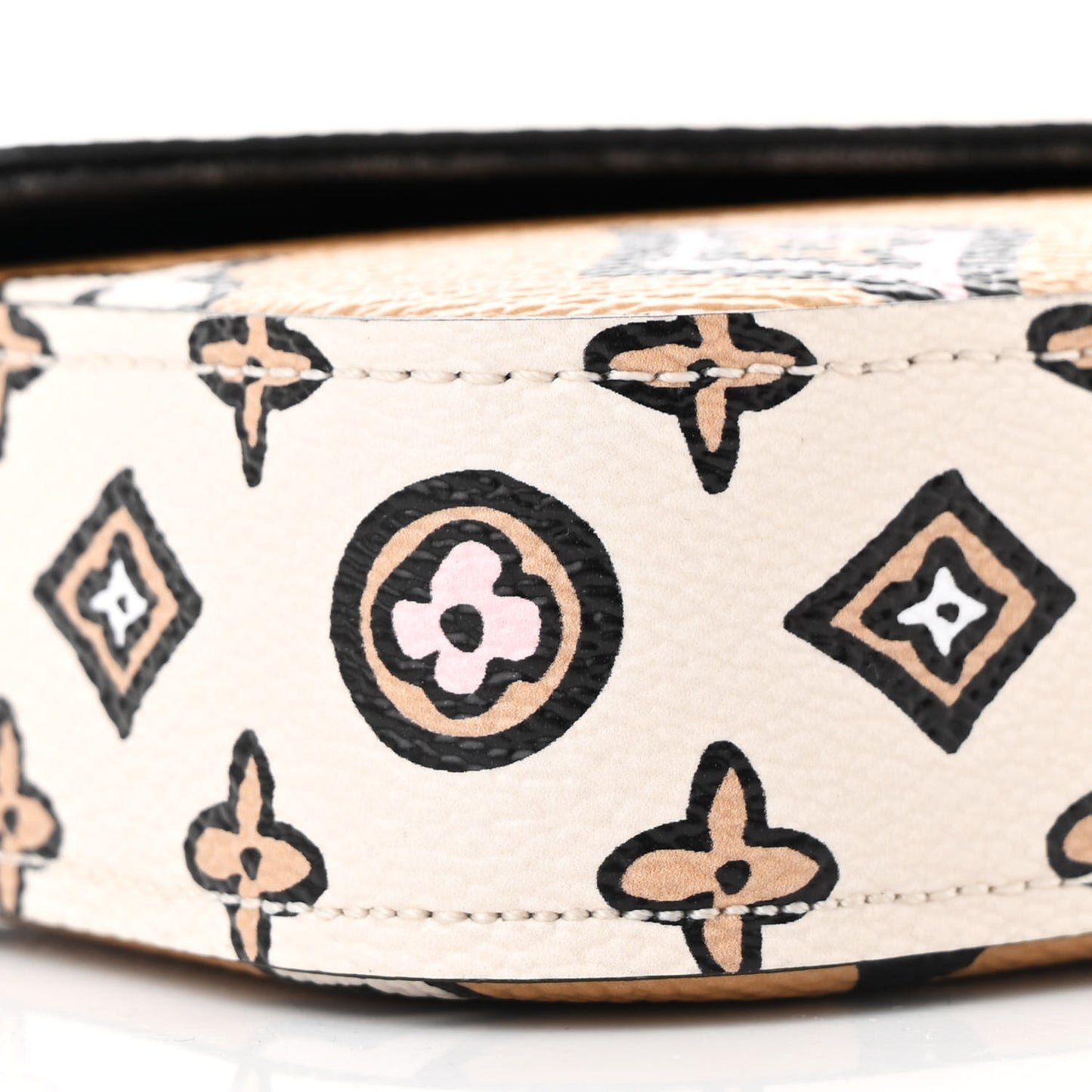 Monogram Wild At Heart Felicie Strap & Go Arizona Creme