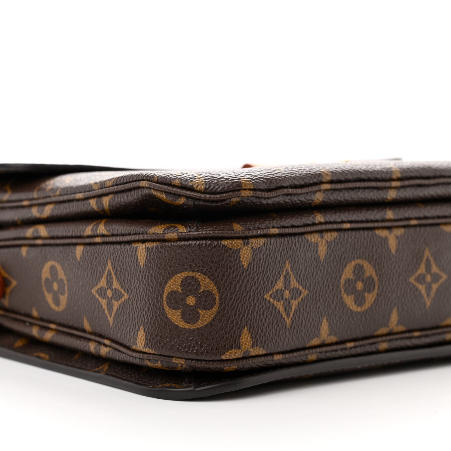 Louis Vuitton Monogram Pochette Metis 9 of 11