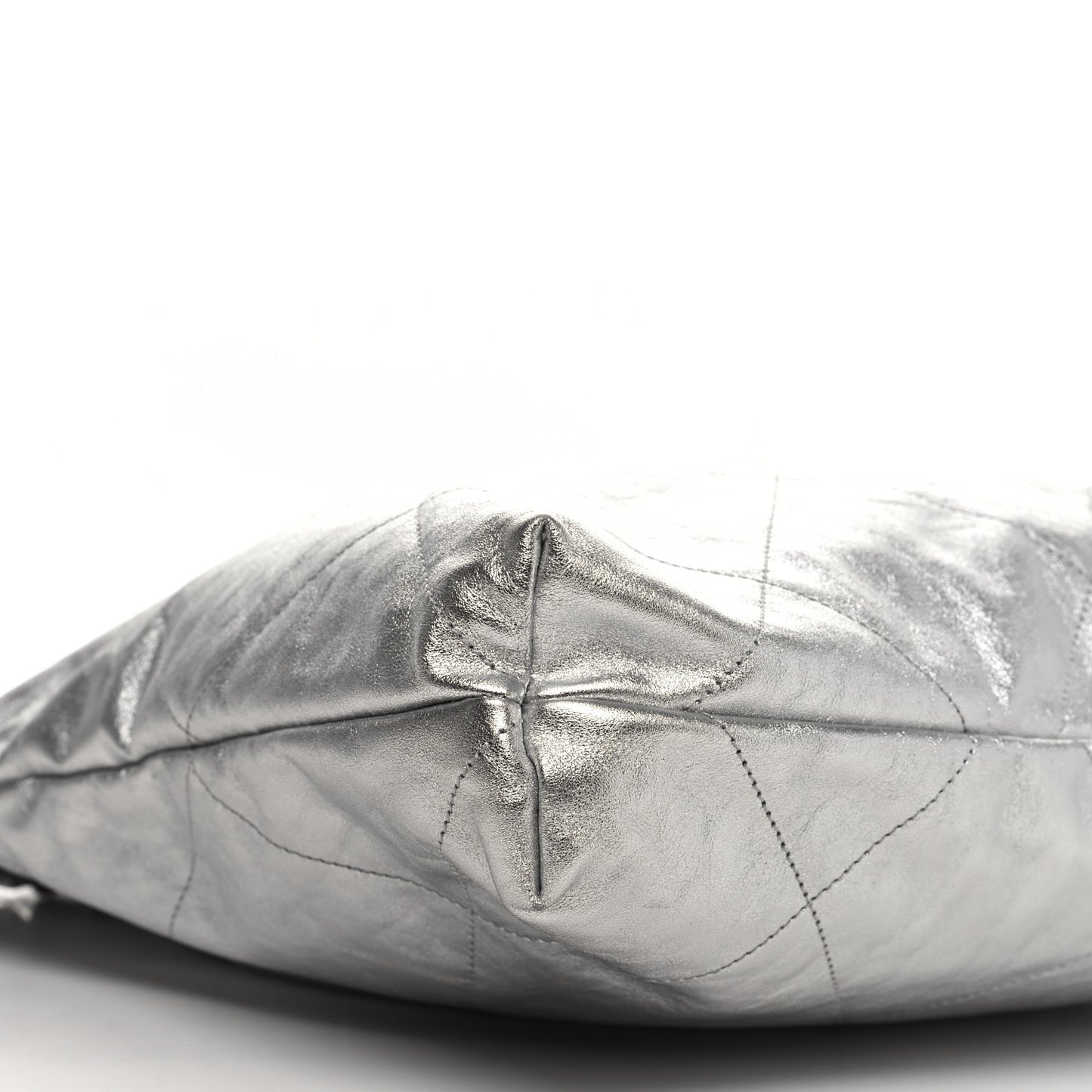 Metallic Calfskin Quilted Chanel 22 Silver