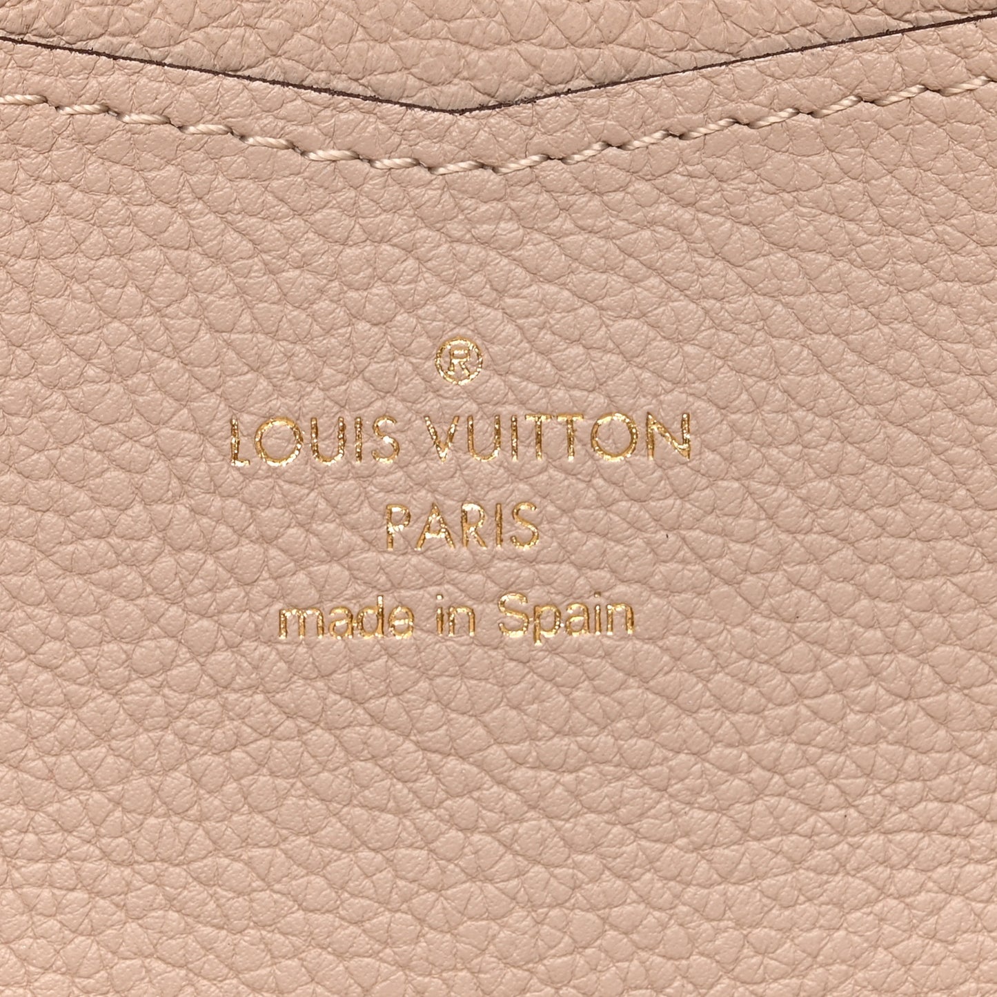 Calfskin Zippy Lockme Wallet Greige