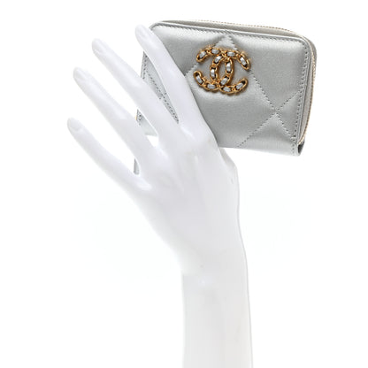 Chanel Metallic Goatskin Quilted Chanel 19 Zip Around Coin Purse Wallet Silver 2 of 8