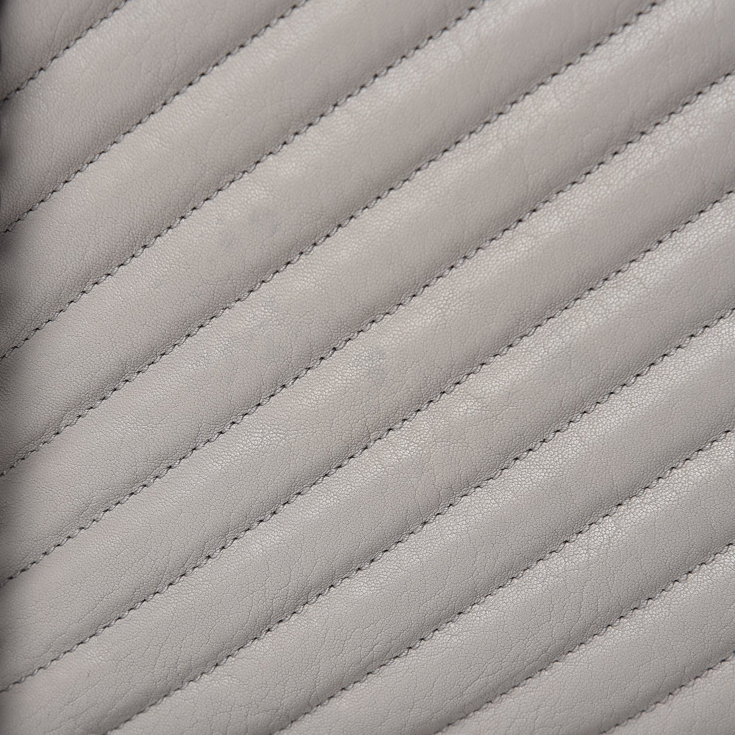 Saint Laurent Sheepskin Matelasse Chevron Monogram Large College Satchel Light Grey 15 of 25