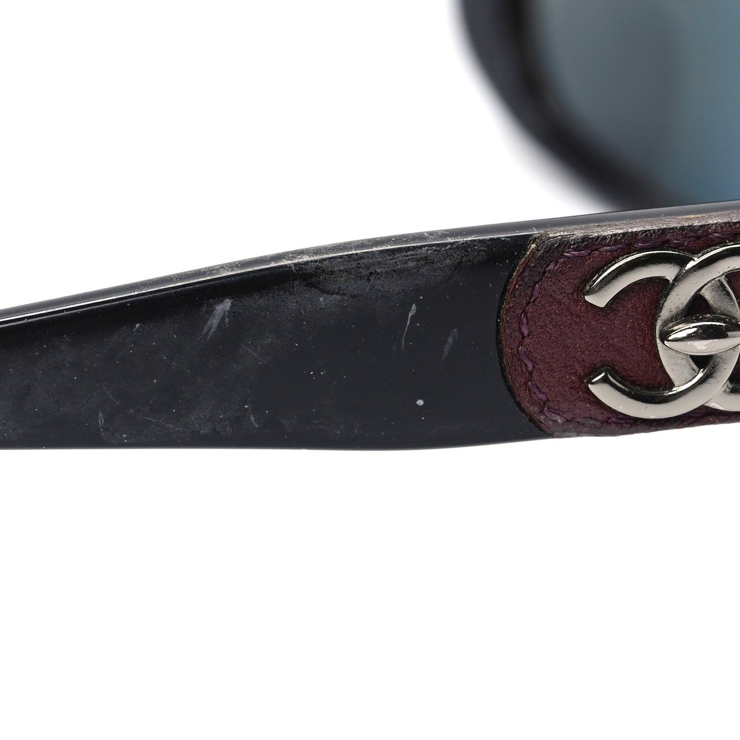 CC Turnlock Sunglasses 5234 Q Black