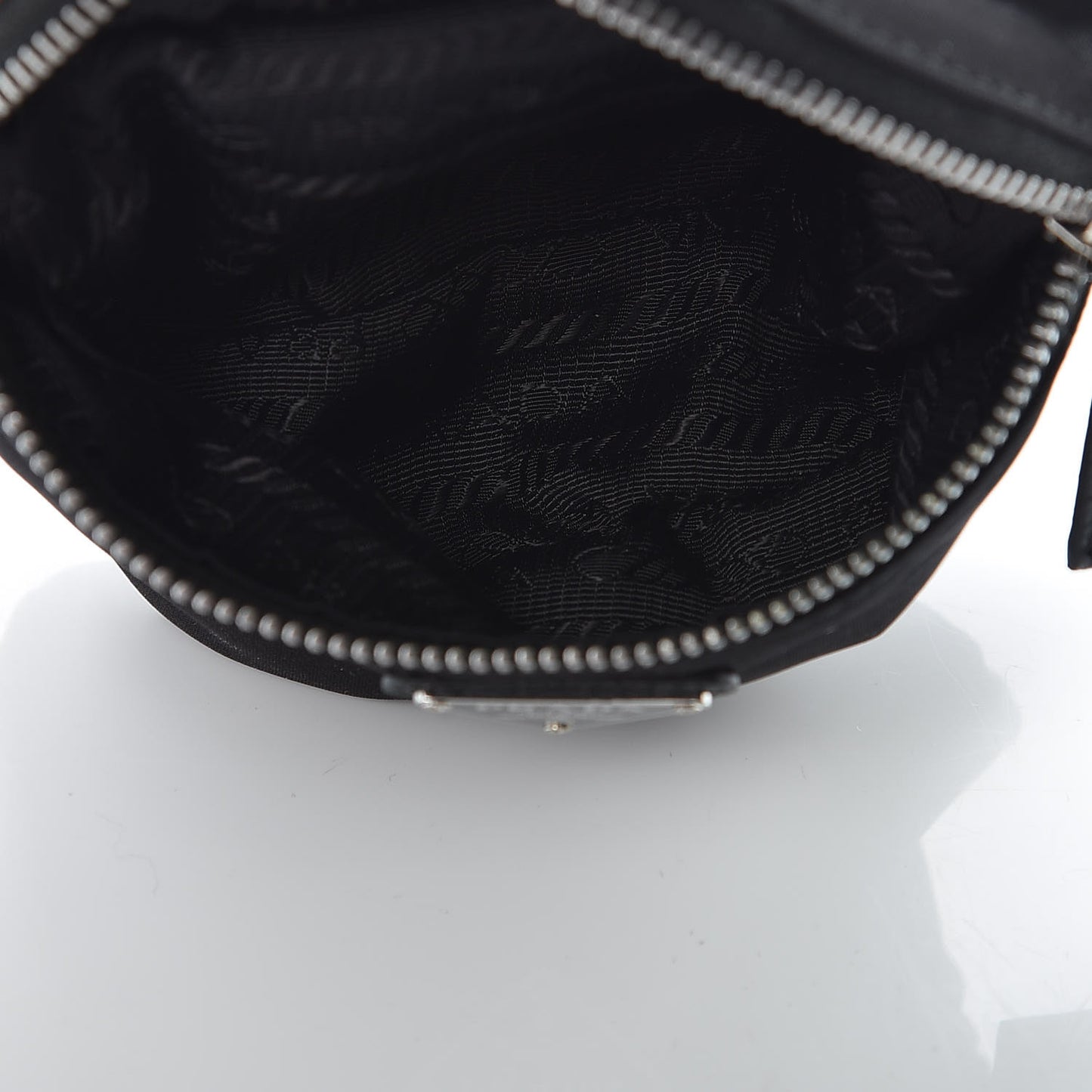 Tessuto Nylon Wrist Pouch Black