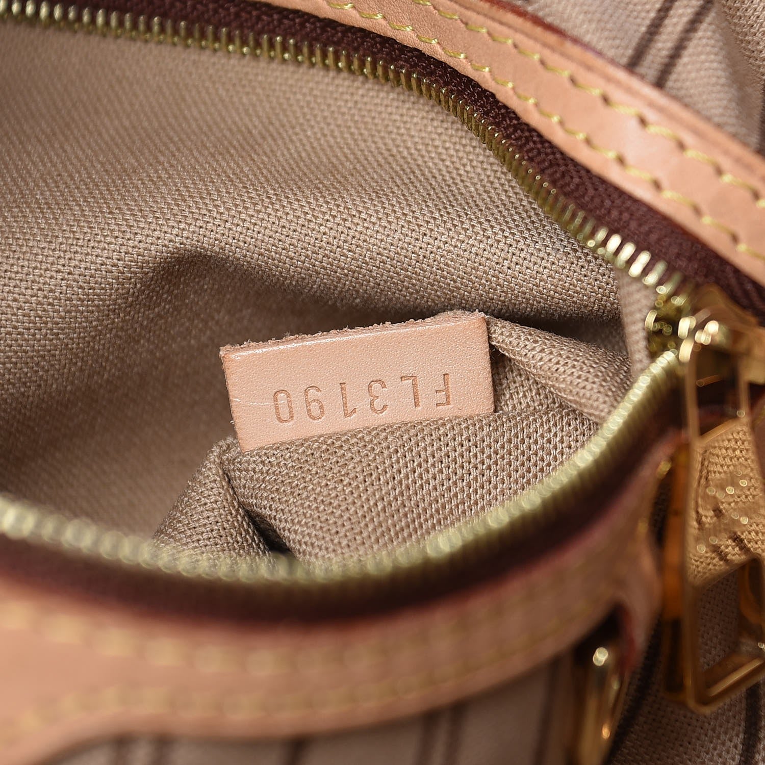 Louis Vuitton Monogram Delightful GM 8 of 21