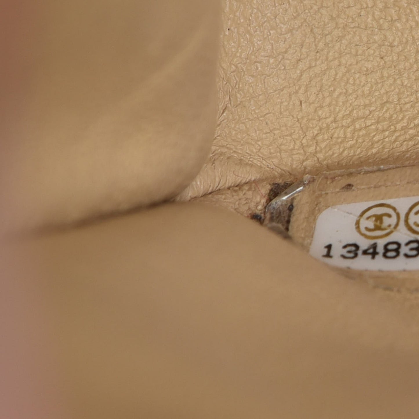 Caviar Quilted Jumbo Single Flap Beige Clair