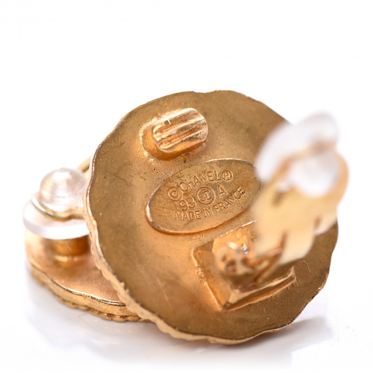 Chanel Round CC Clip On Earrings Gold 4 of 4