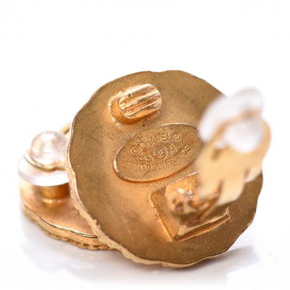 Chanel Round CC Clip On Earrings Gold 4 of 4