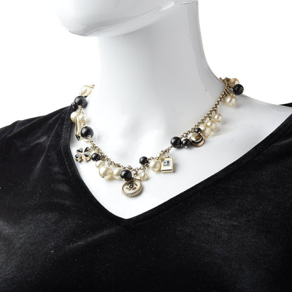Chanel Pearl Charm CC Short Necklace Gold 2 of 4
