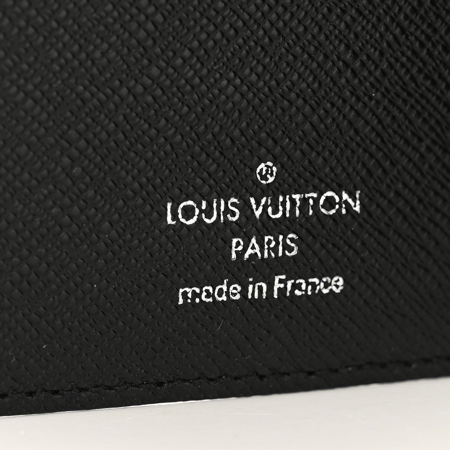 Louis Vuitton Damier Graphite Medium Ring Agenda Cover 6 of 8