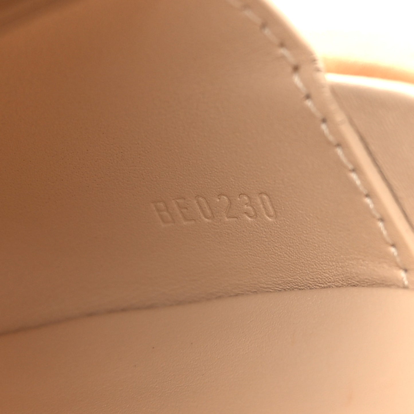 LOUIS VUITTON Monogram Petite Boite Chapeau