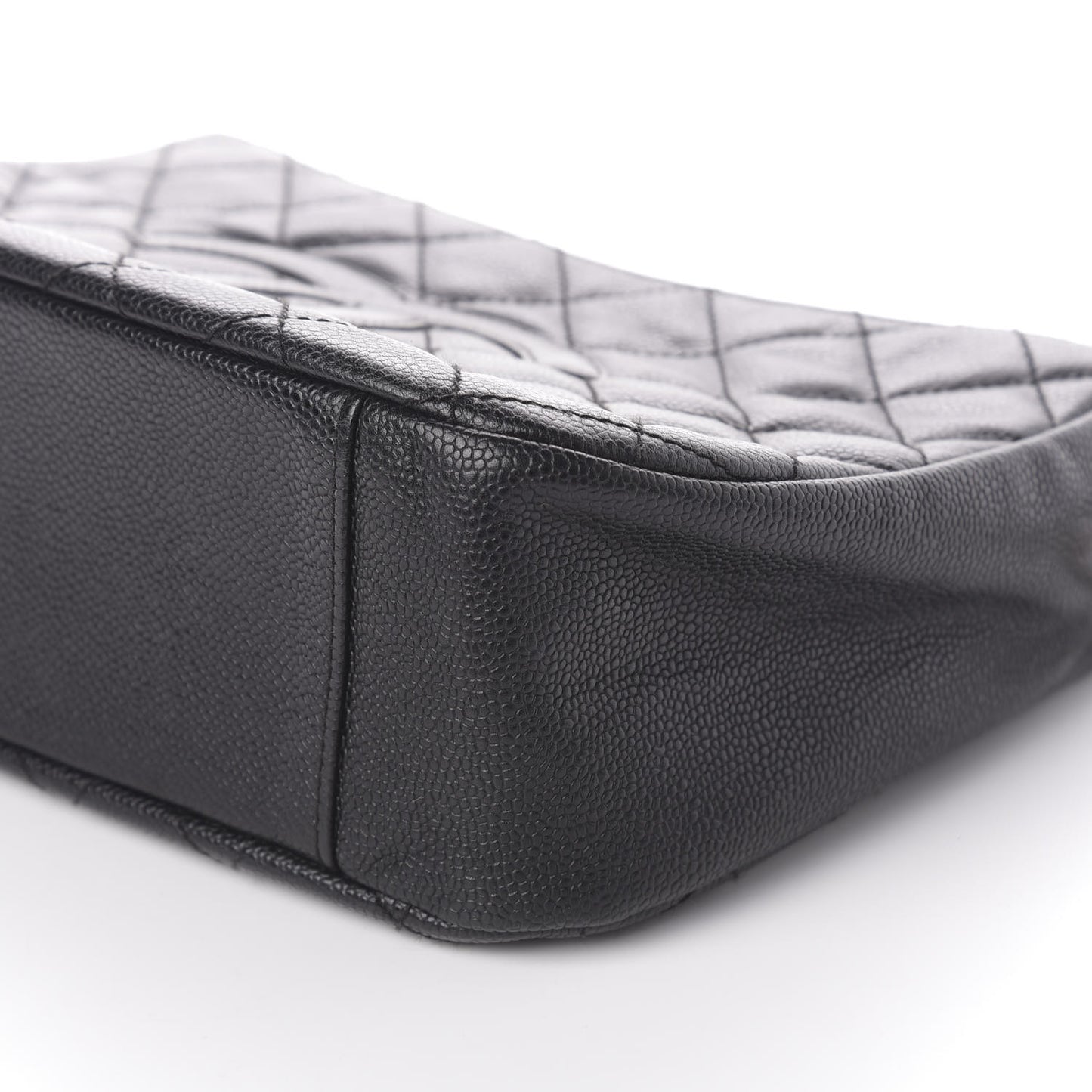 Caviar Quilted Timeless CC Shoulder Bag Black