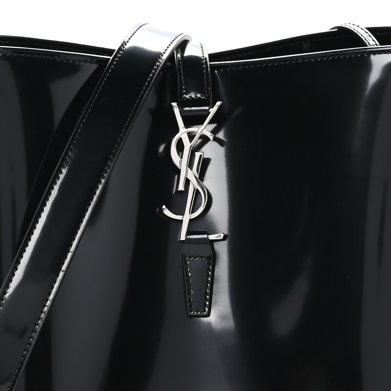 Saint Laurent Patent Calfskin Le 37 Bucket Bag Black 6 of 11