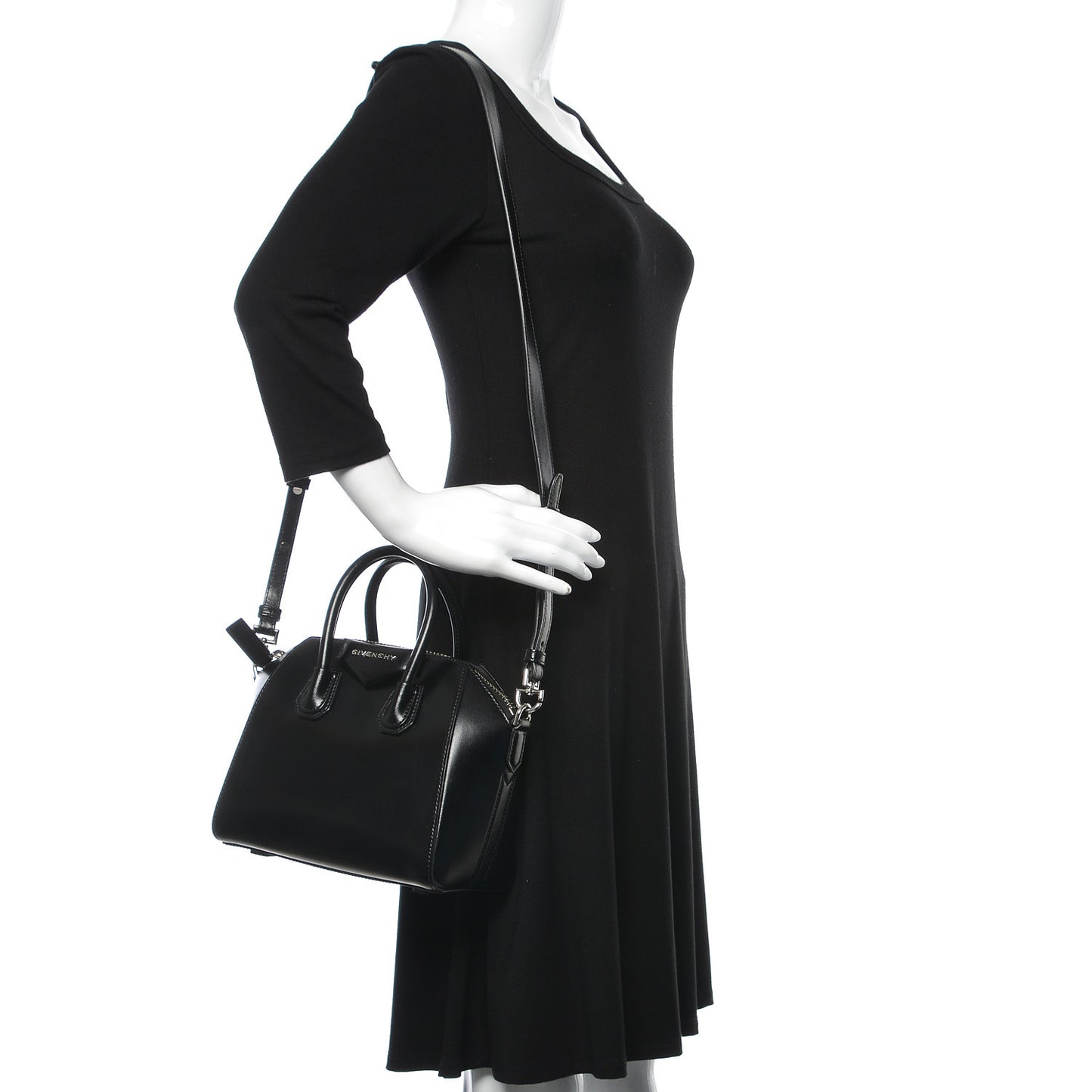 Shiny Lord Calfskin Mini Antigona Black