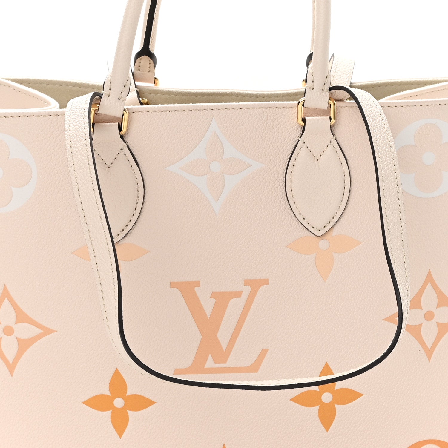 Louis Vuitton Empreinte Monogram Giant By The Pool Onthego MM Cream Saffron 7 of 9