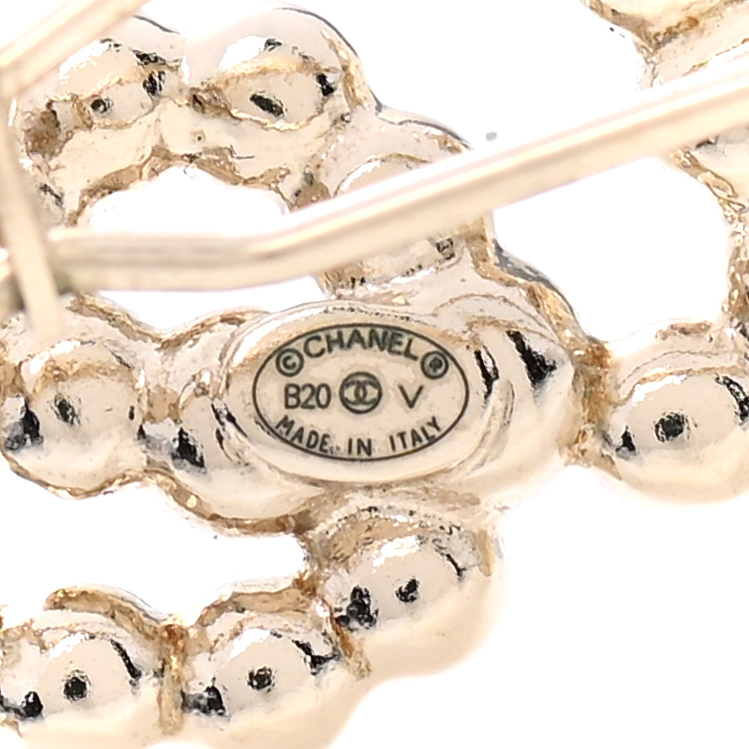Chanel Metal Glass Swirling Pearls Hair Clip Gold 3 of 4