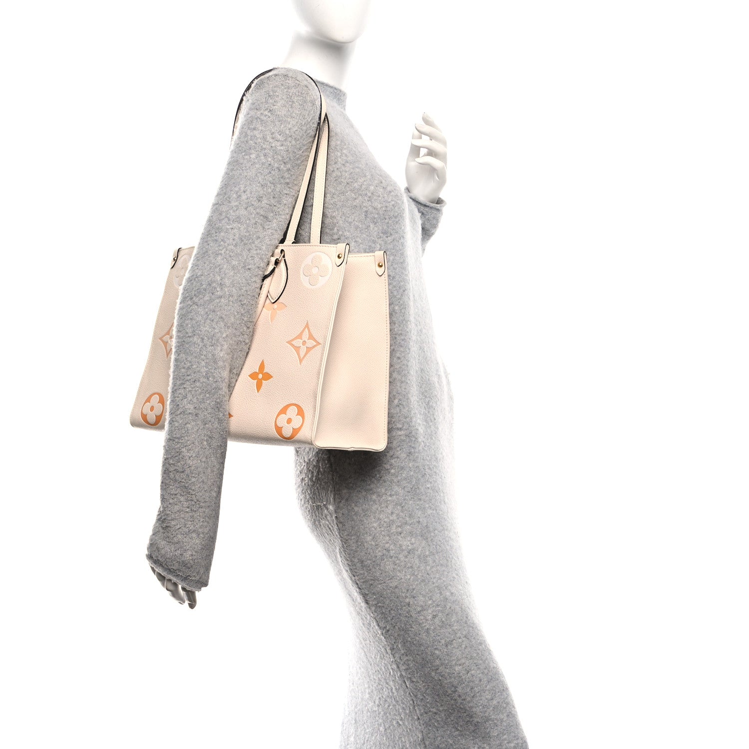Louis Vuitton Empreinte Monogram Giant By The Pool Onthego MM Cream Saffron 2 of 9