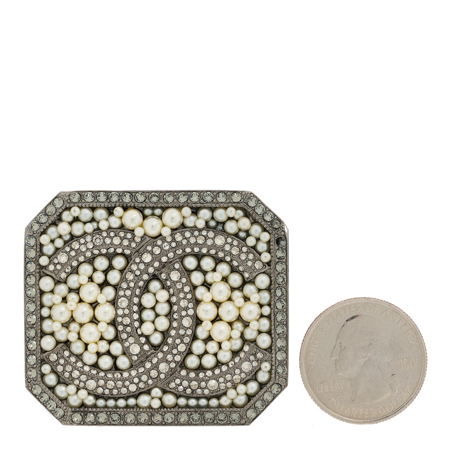 Metal Crystal Pearl CC Square Brooch Ruthenium