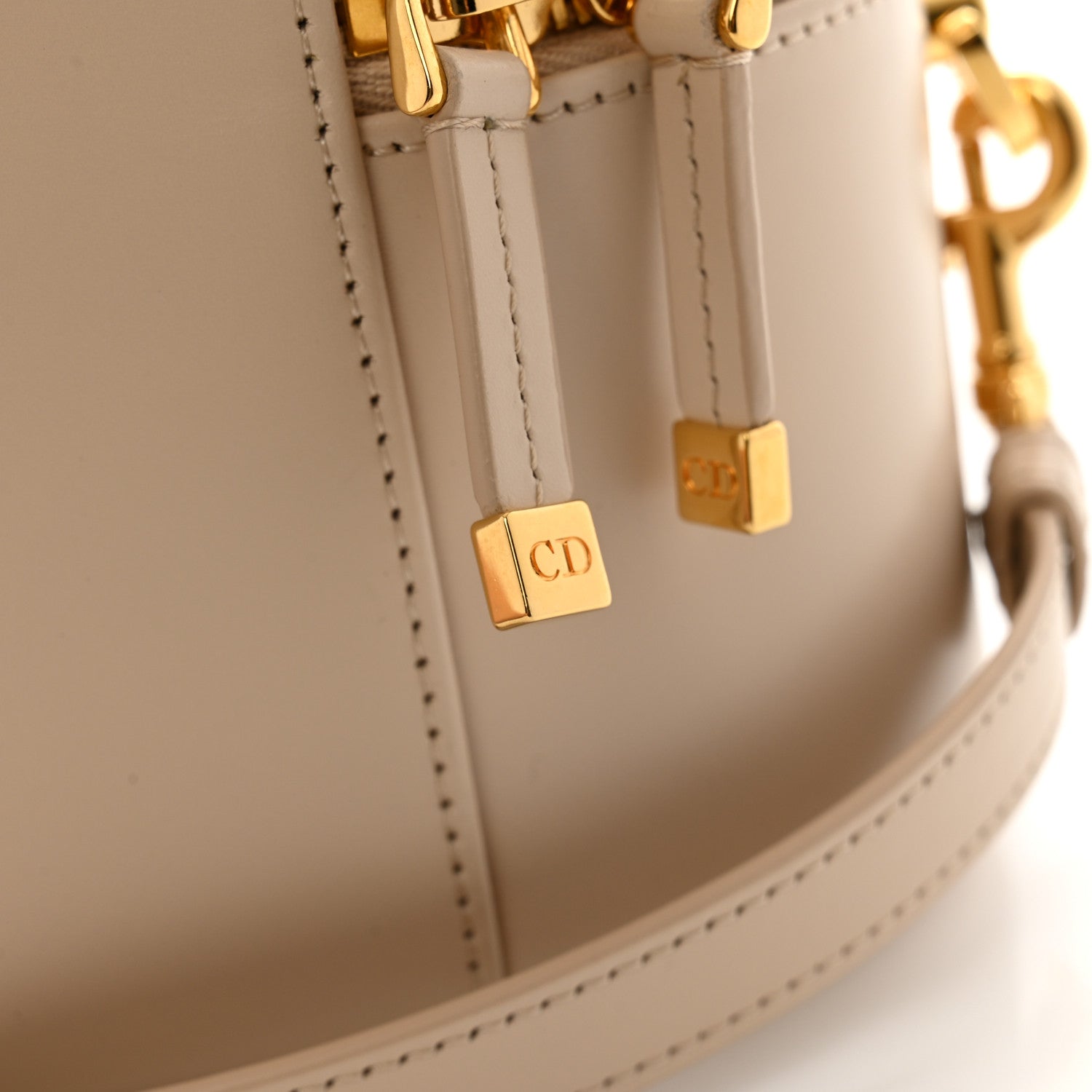 Christian Dior Lambskin Signature CD Vanity Case Caramel Beige 11 of 13