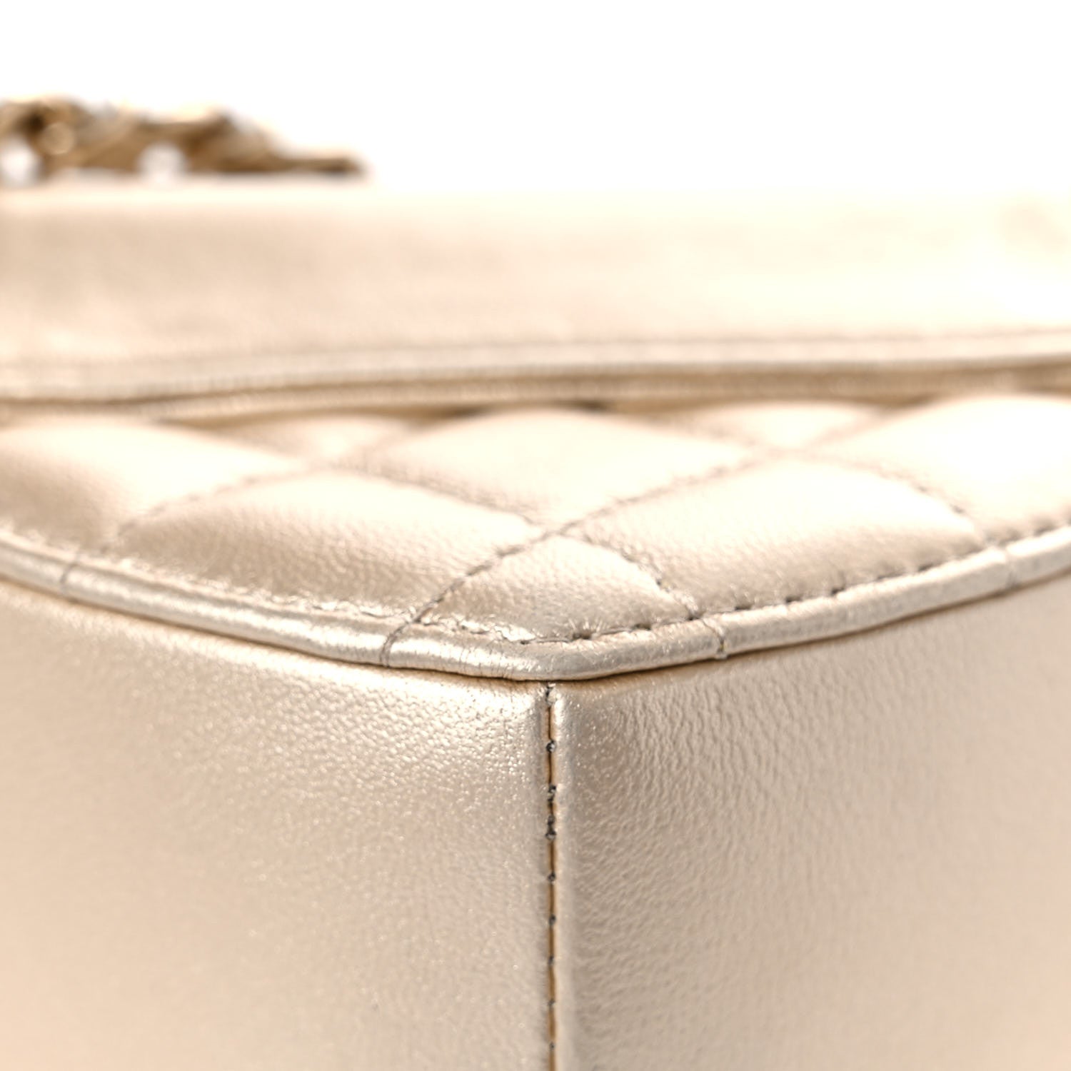 Chanel Metallic Lambskin Quilted CC In Love Heart Waist Belt Bag With Chain Gold 10 of 11